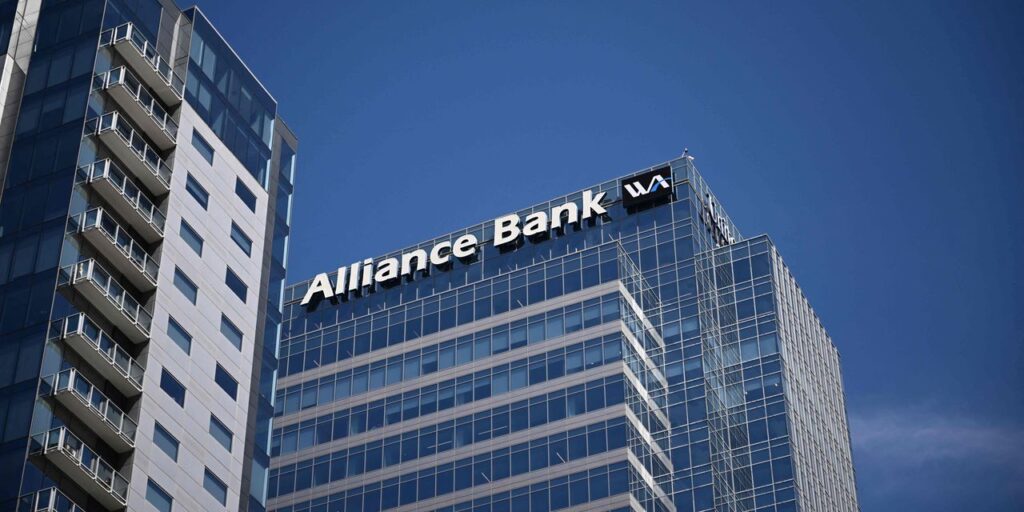 Earnings Results: Western Alliance inventory falls bigger than 5%; financial institution seeks to ‘return to usual’ after banking crisis