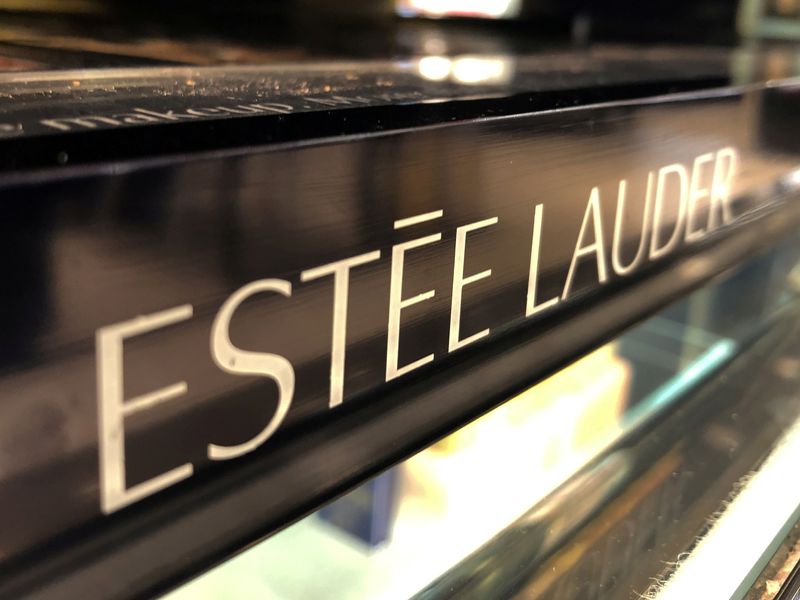 Estee Lauder sees susceptible annual profit on late restoration in Asia plod back and forth retail