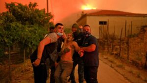 Wildfires in northeastern Greece claim 18 lives