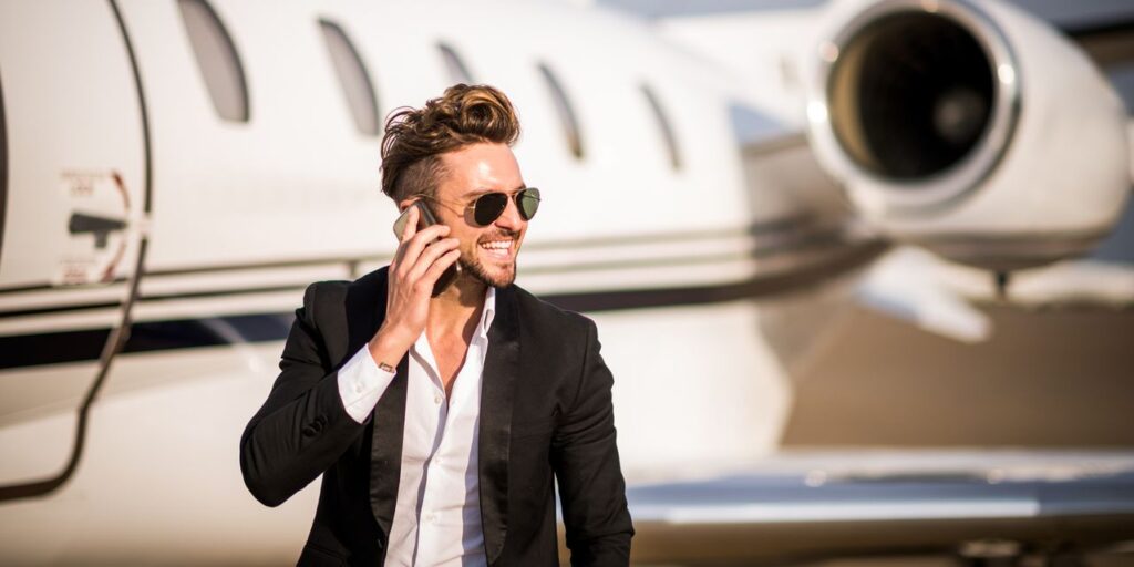 : Young and prosperous Americans are fleeing New York and California for Florida and Texas. What’s occurring?