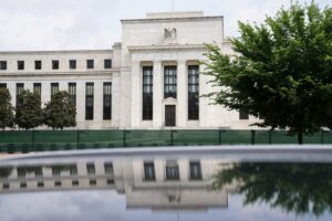 Fed doves, Fed hawks: a be aware at how U.S. central bankers waft