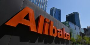 Dow Jones Newswires: Alibaba’s ex-chairman Daniel Zhang steps down as CEO of cloud industrial unit