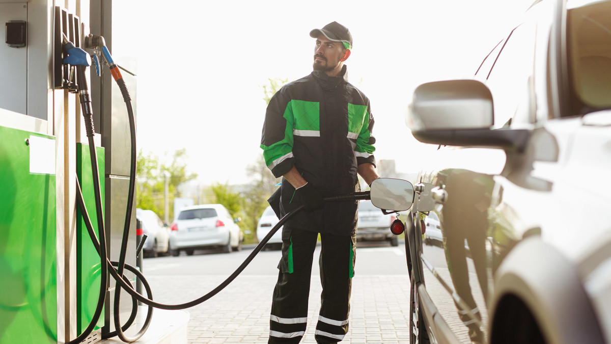 Gasoline prices are unexcited sliding