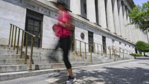 US Treasury to gradual tempo of longer-dated debt issuance