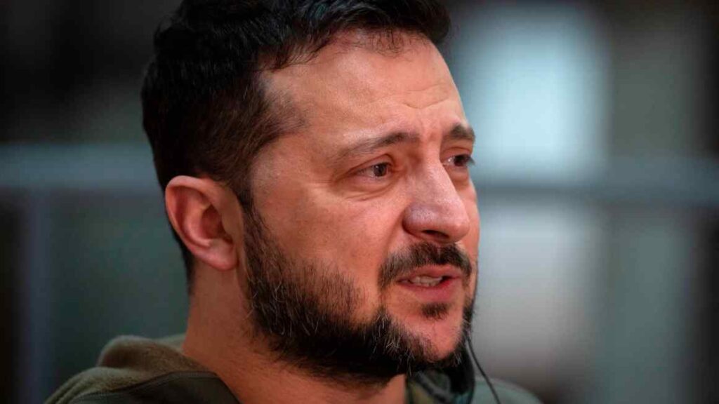 Zelenskyy warns US dwell in Ukraine relief would bolster dictatorships