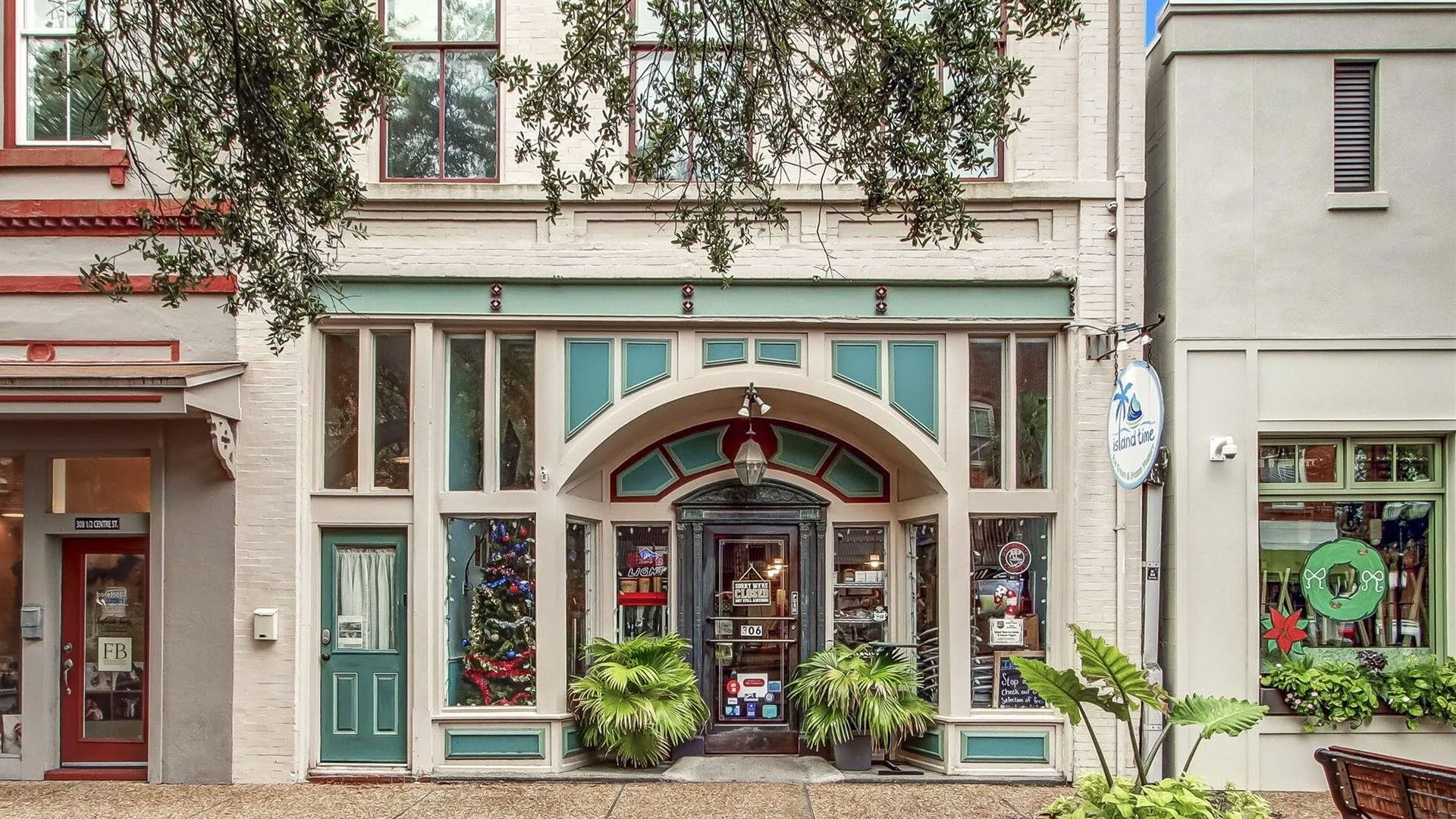 Sweet Deal: Live in a Ancient Victorian, Perched Above a Fro-Yo Shop in Fernandina Seaside, FL