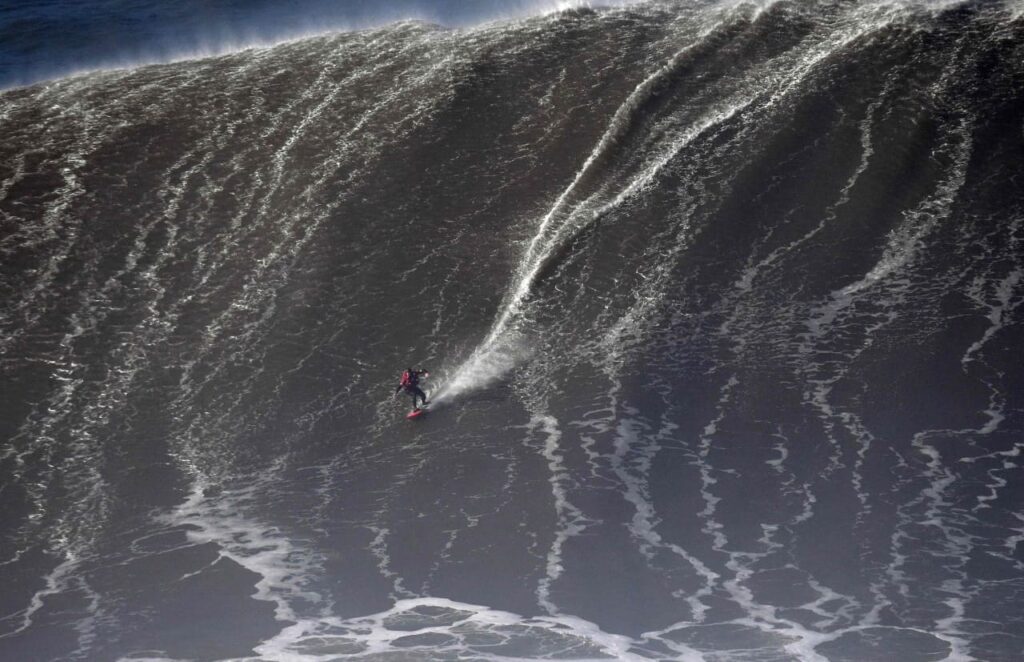 These mutual fund and ETF investing suggestions let you dart the market’s waves