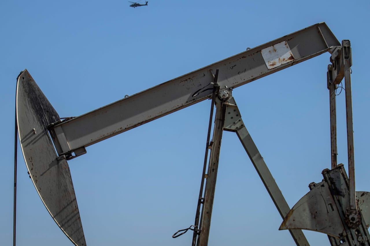 Oil costs heading within the appropriate direction for weekly drop