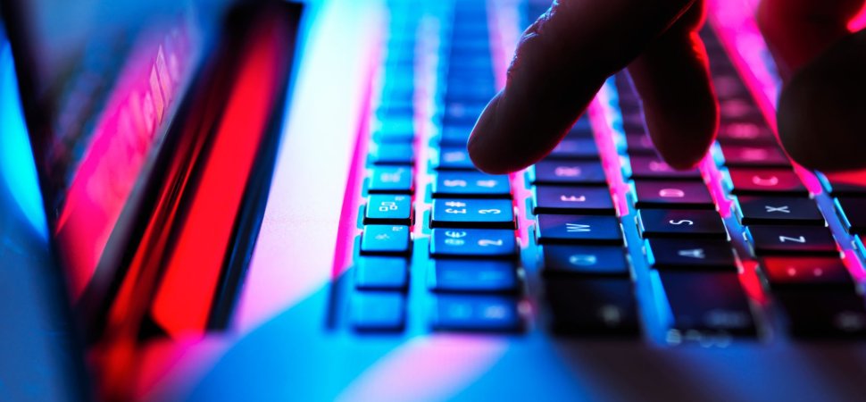 5 AI-Fueled Social Engineering Dangers to Opinion