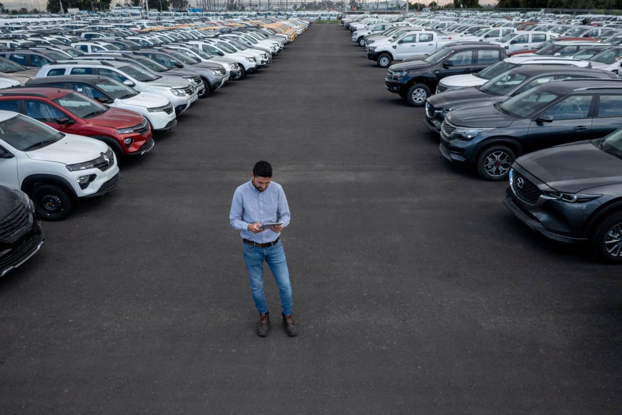 Steady files: Car prices are falling. Immoral files: It’s a shocking time to trade for your car. Right here’s why.