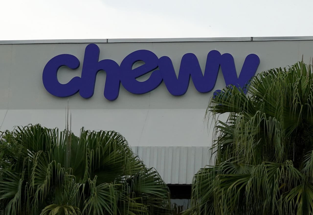 Chewy says pet industry is ‘recession resilient,’ however offers this warning