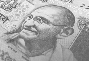 ​​USD/INR attracts some sellers, eyes on US Retail Sales records