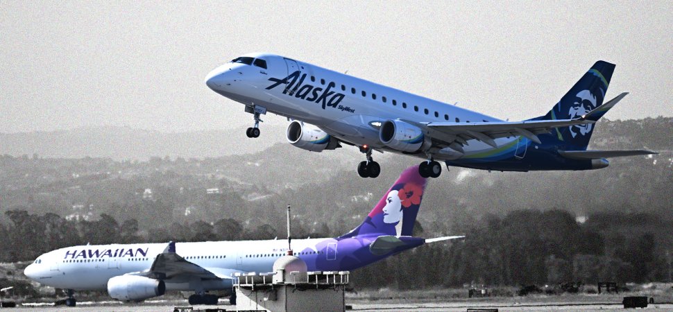 Alaska Airways, Hawaiian Merger Clears a Regulatory Review