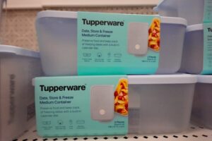 Tupperware stock plummets 57% which potential that of it plans to file for financial catastrophe