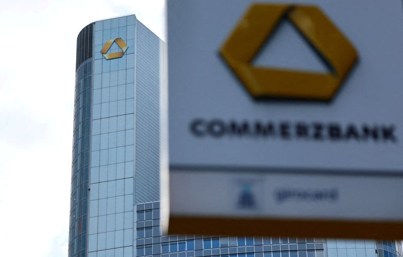 Germany need to oppose UniCredit takeover of Commerzbank, staff recount