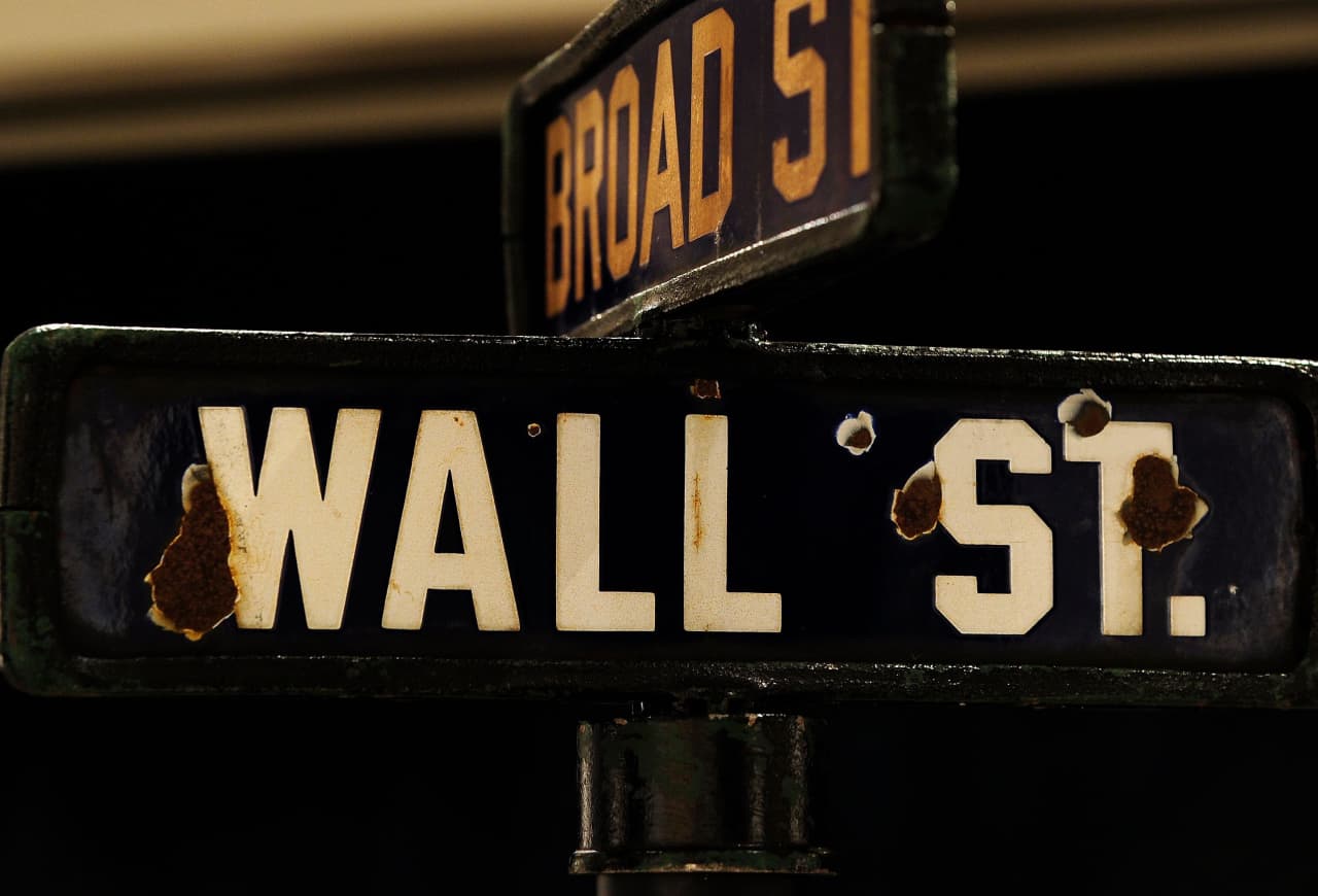 Dow, S&P 500 drop Friday — however Nasdaq sees longest weekly worthwhile trail of 2024