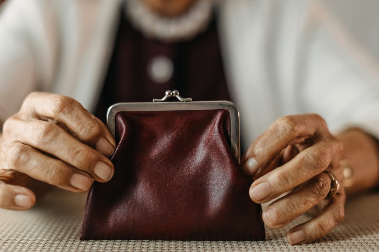 Medicare enrollment is mostly right one huge gross sales pitch. Here’s the set to earn motivate.