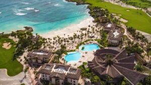 Top Caribbean Resorts, Hawaiian Surf College And Other Shuttle News