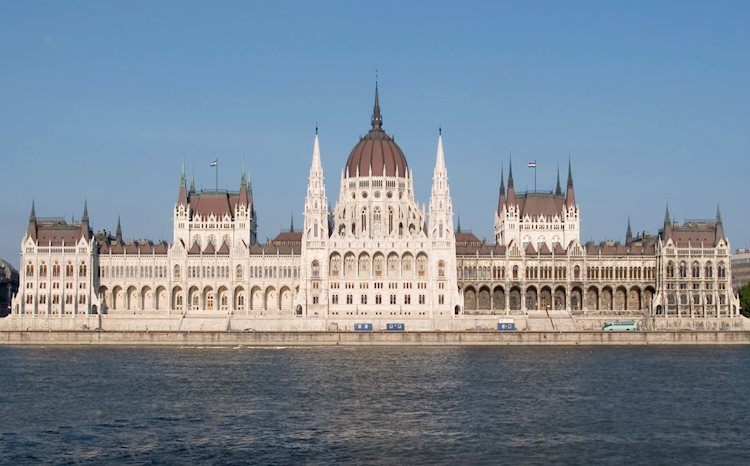 HUF: Does MNB possess a desire to intervene? – Commerzbank