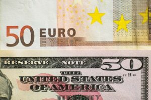 EUR/USD scrambles to gain higher ground after new take a look at of two-yr lows