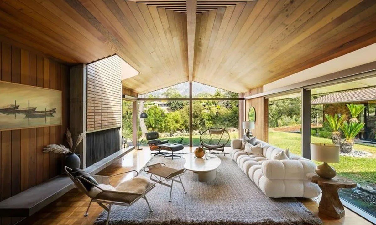 Impeccably Preserved $4.3 Million John Galbraith-Designed Dwelling Finds a Purchaser in Pasadena-Factual Days After California Wildfires Tore Thru Neighborhood