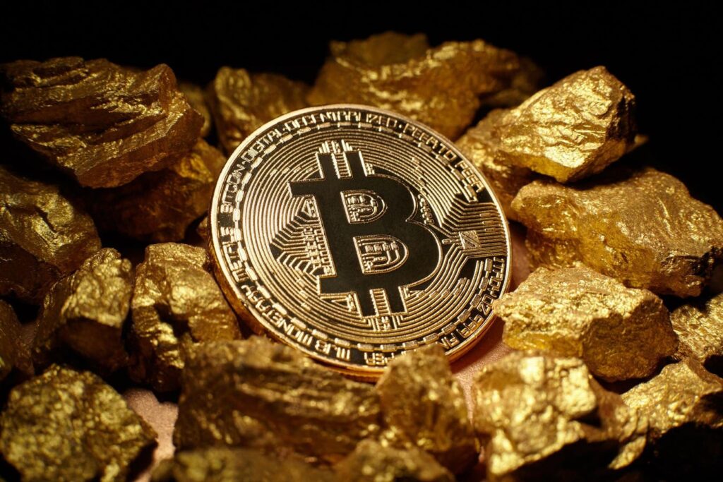 gold-for-war-bitcoin-for-flight-navigating-the-coming-crypto-winter