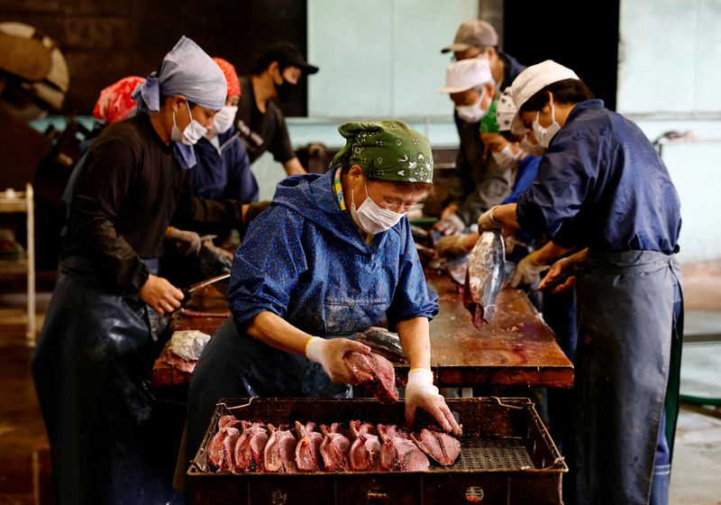 Japan companies web page online to present neat wage hikes for a third straight one year