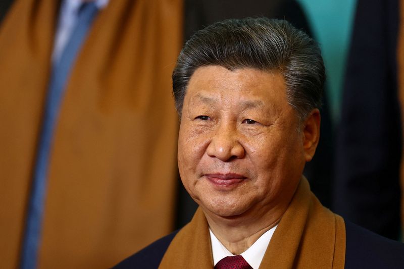 Chinese President Xi meets with world CEOs as funding wanes