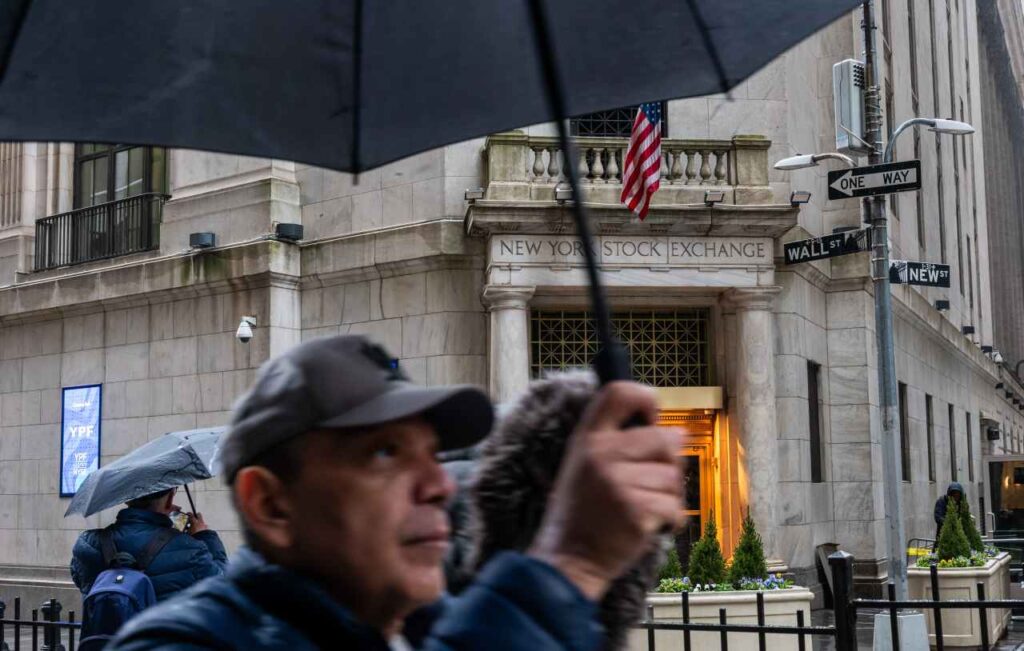 This strategist warned of a selloff in December. He’s watching these two indicators to ascertain if shares admire bottomed.