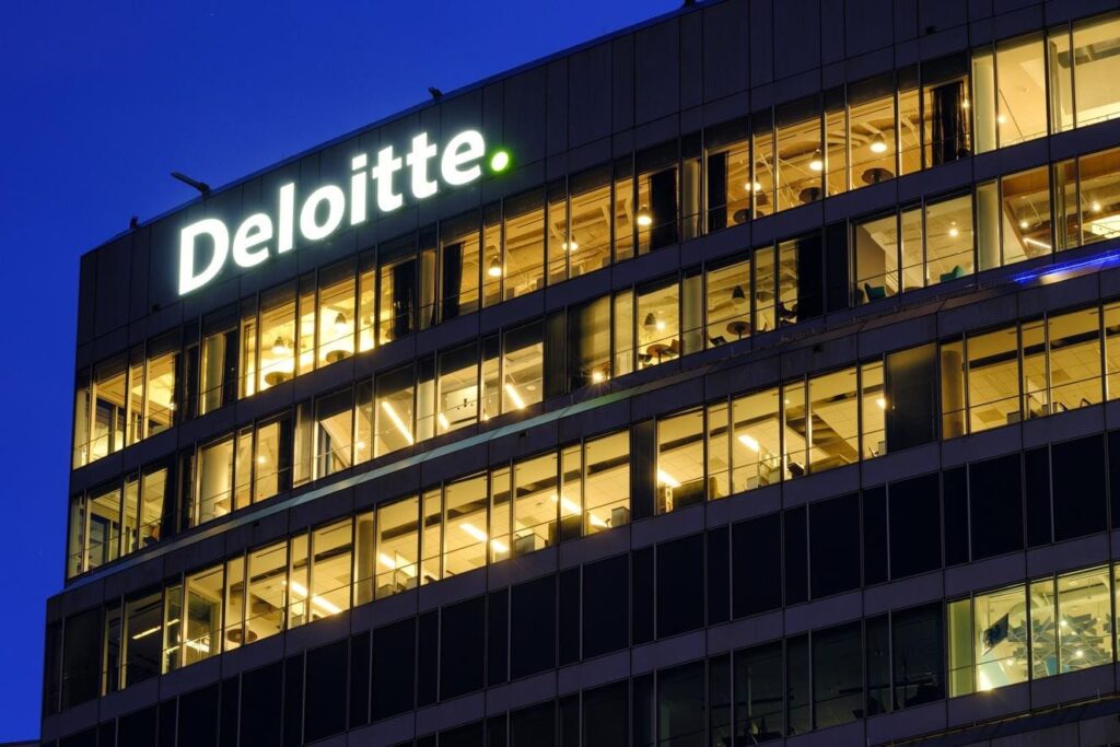 Deloitte Is Hiring Job Seekers Who Obtain no longer Hold A College Diploma