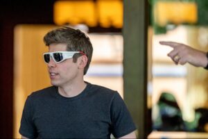 A Bunch of Billionaires Are at ‘Summer season Camp’ in Sun Valley, Idaho. Right here Are the Industry and Tech Leaders Attending.