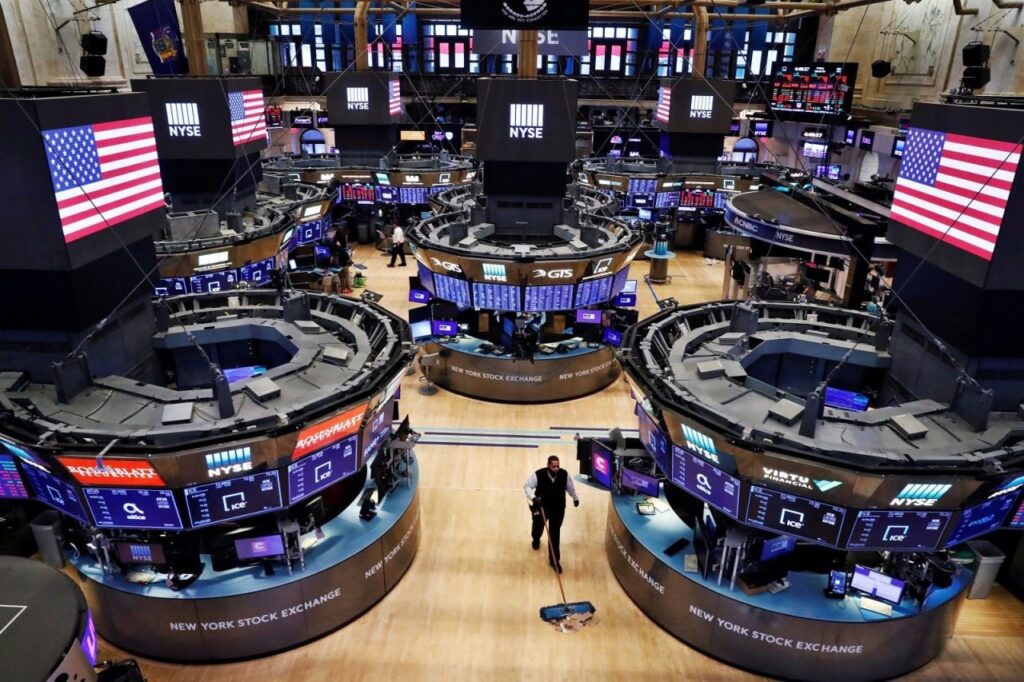 US Stock Market Highlights: S&P 500 posts slim to find Monday as merchants hope for decrease tariffs earlier than August 1 decrease-off date