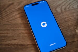Coinbase Will increase Bitcoin Holdings, Plans Tokenized Shares In U.S.