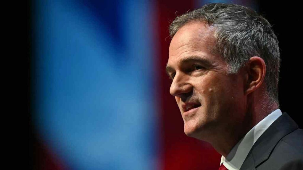 World trading machine below ‘unsustainable’ stress warns UK