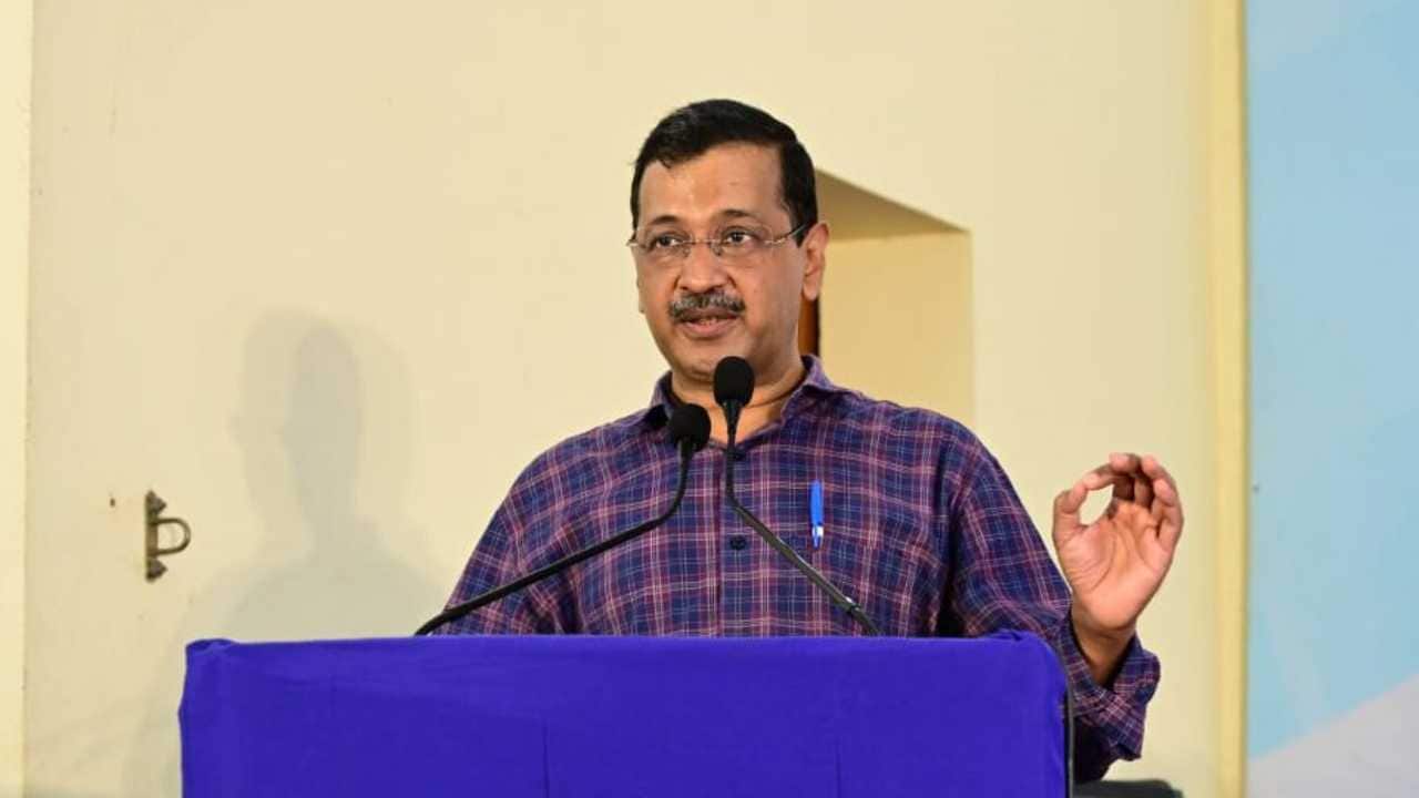 LPG shortage in nation; 1 crore folks to be unemployed: Kejriwal