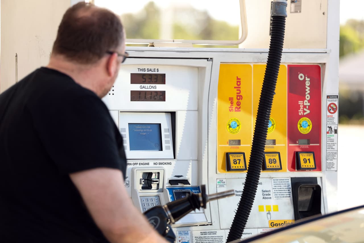 Fuel-tax breaks sound tempting at $4 a gallon. Too unfriendly they don’t no doubt work.