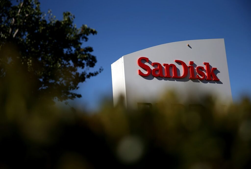 Sandisk’s stock is up 2,000% in a yr — and this analyst says it’s restful being underestimated