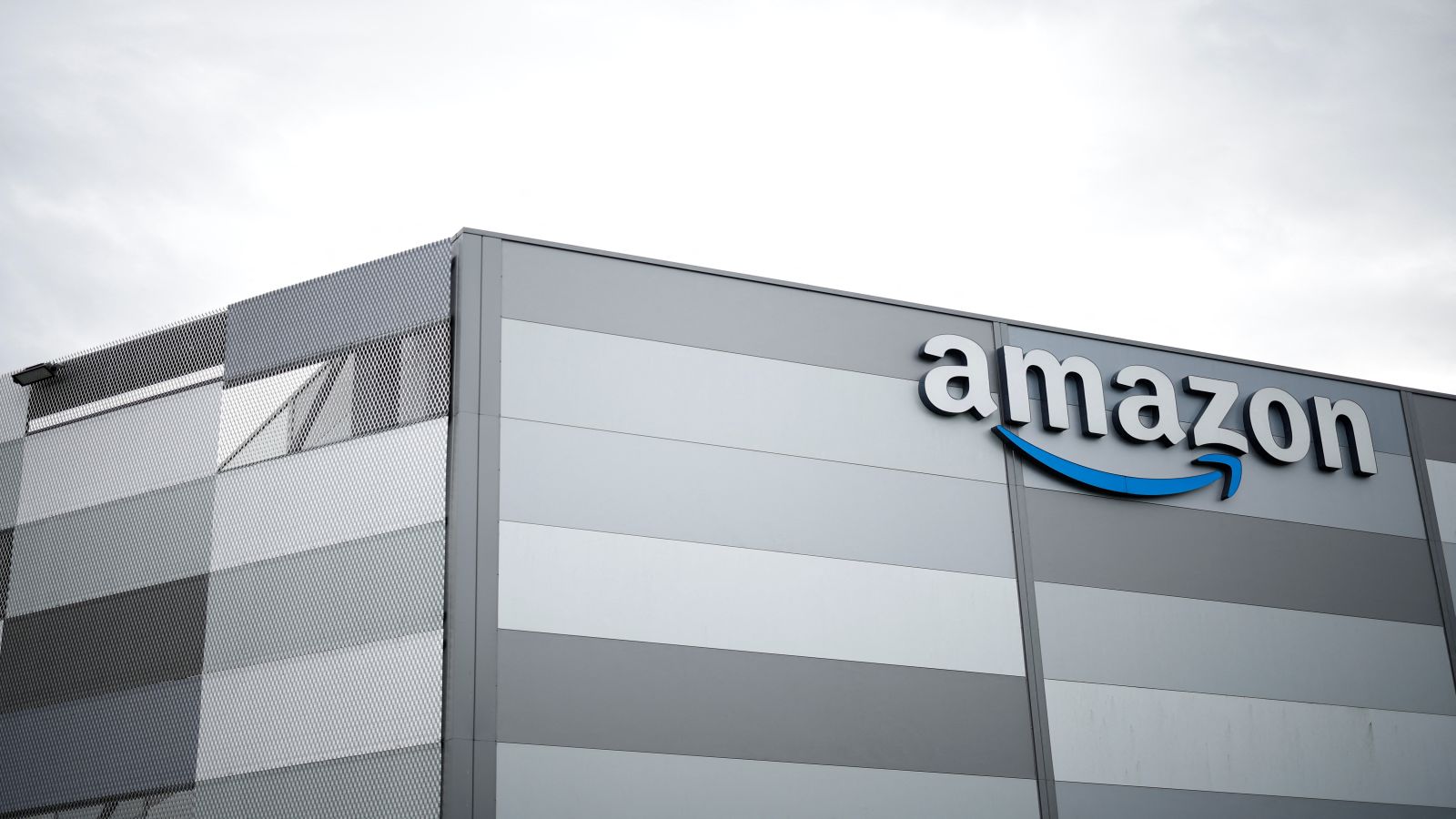 Amazon shares upward push in afterhours change on Q1 results beat, tough AWS development