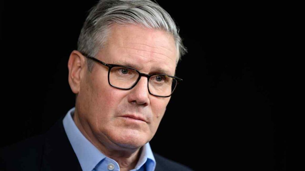 Labour MP threatens Starmer with leadership field after election rout