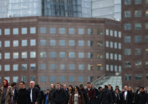UK employers decrease hiring and publish fewer jobs in April