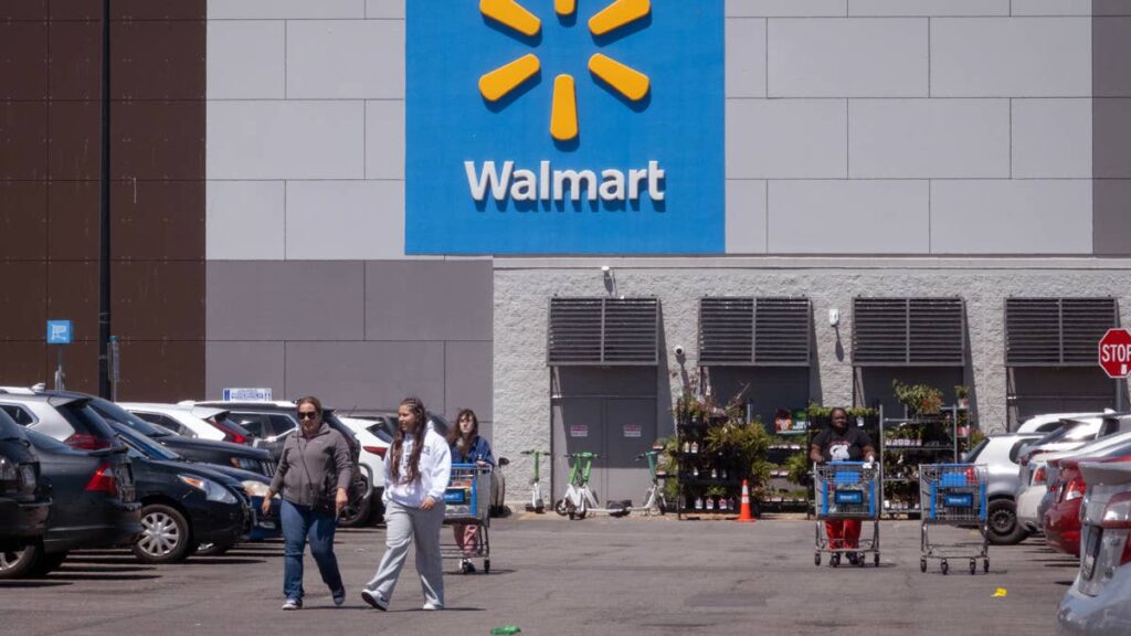 Walmart CEO issues blunt message on rising gasoline costs