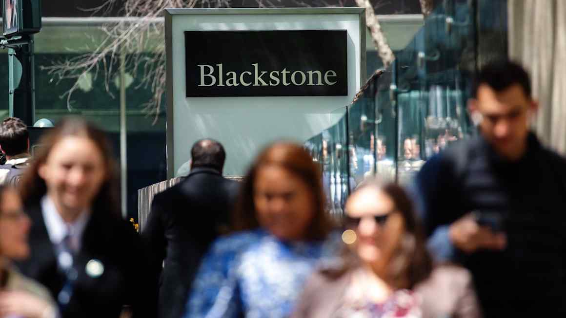 Blackstone caps withdrawals from flagship non-public credit fund
