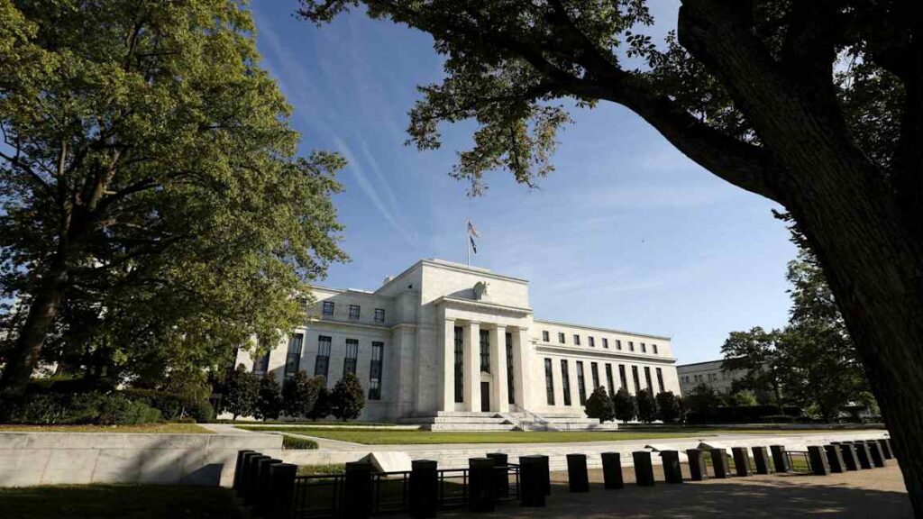 US banks would lose $700bn in economic crash, Fed stress exams salvage