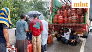 LPG designate minimize: Oil advertising companies lop commercial cylinder price by  ₹183.50 — Take a look at updated designate