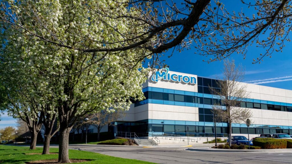 Micron (MU) Stock Drops as SK Hynix Hits U.S. Markets — Is It a Taking a glimpse for Different?