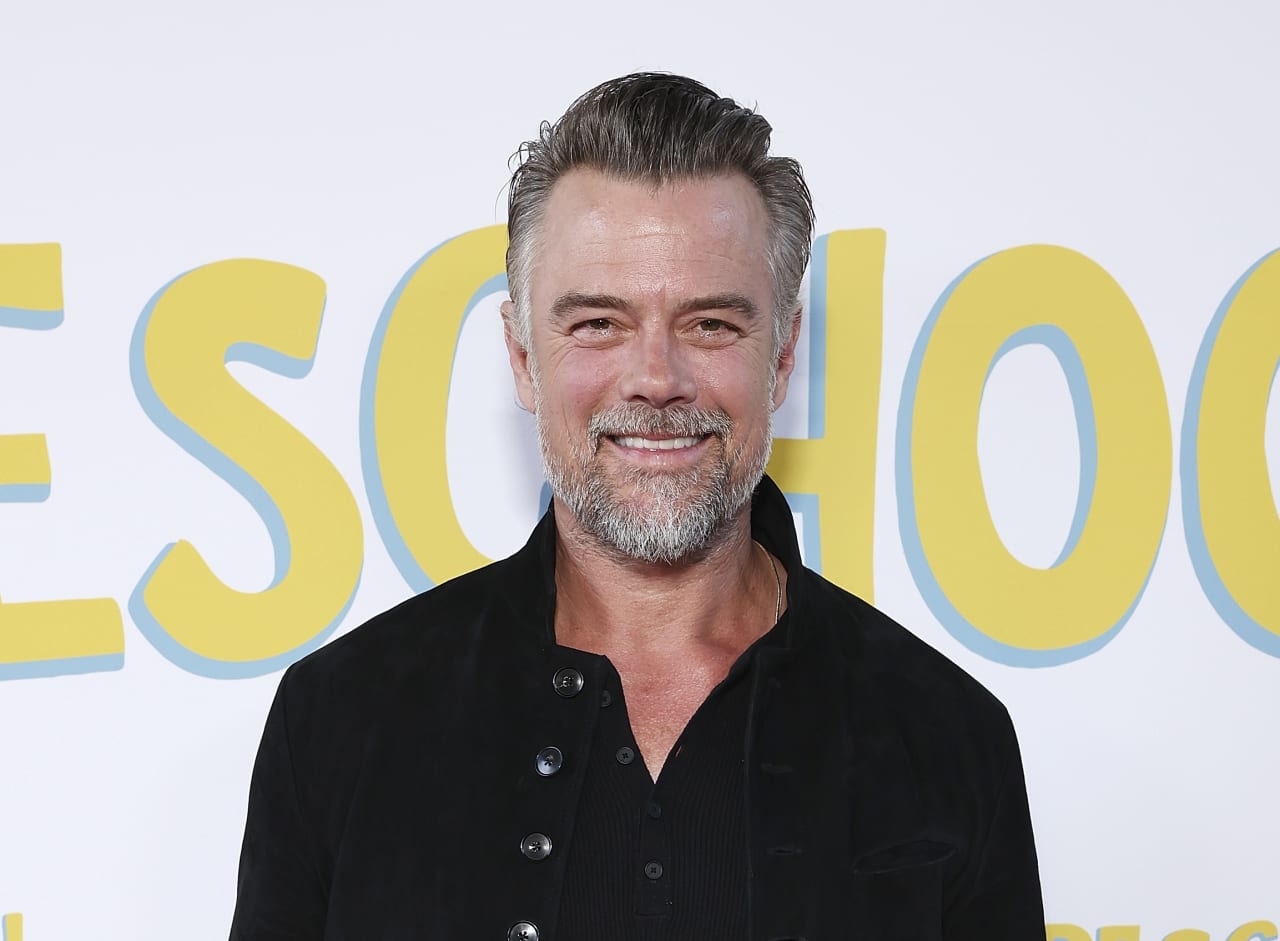 Buyer snaps up Josh Duhamel’s $3 million L.A. house as actor embraces his Minnesota ‘doomsday prepper’ cabin