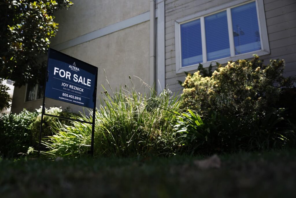 Are 7% mortgage rates subsequent? The Treasury market is flashing a warning signal for dwelling patrons.