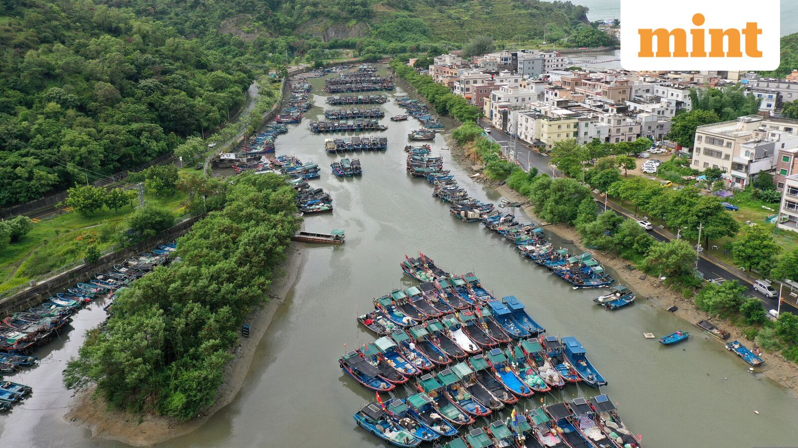 Storm Noul causes floods in China: 10 killed, 715,000 evacuated, over 700 flights cancelled