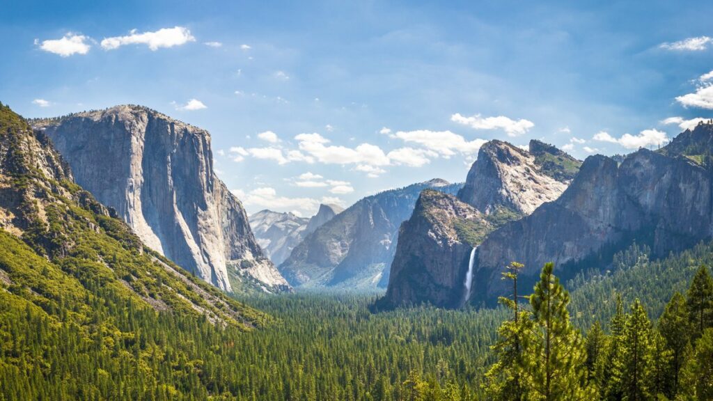 Trump Administration Pursues Opinion to Give Cut of Yosemite to Non-public Developer