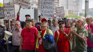 US oil deal denounced by all facets of Venezuelan politics